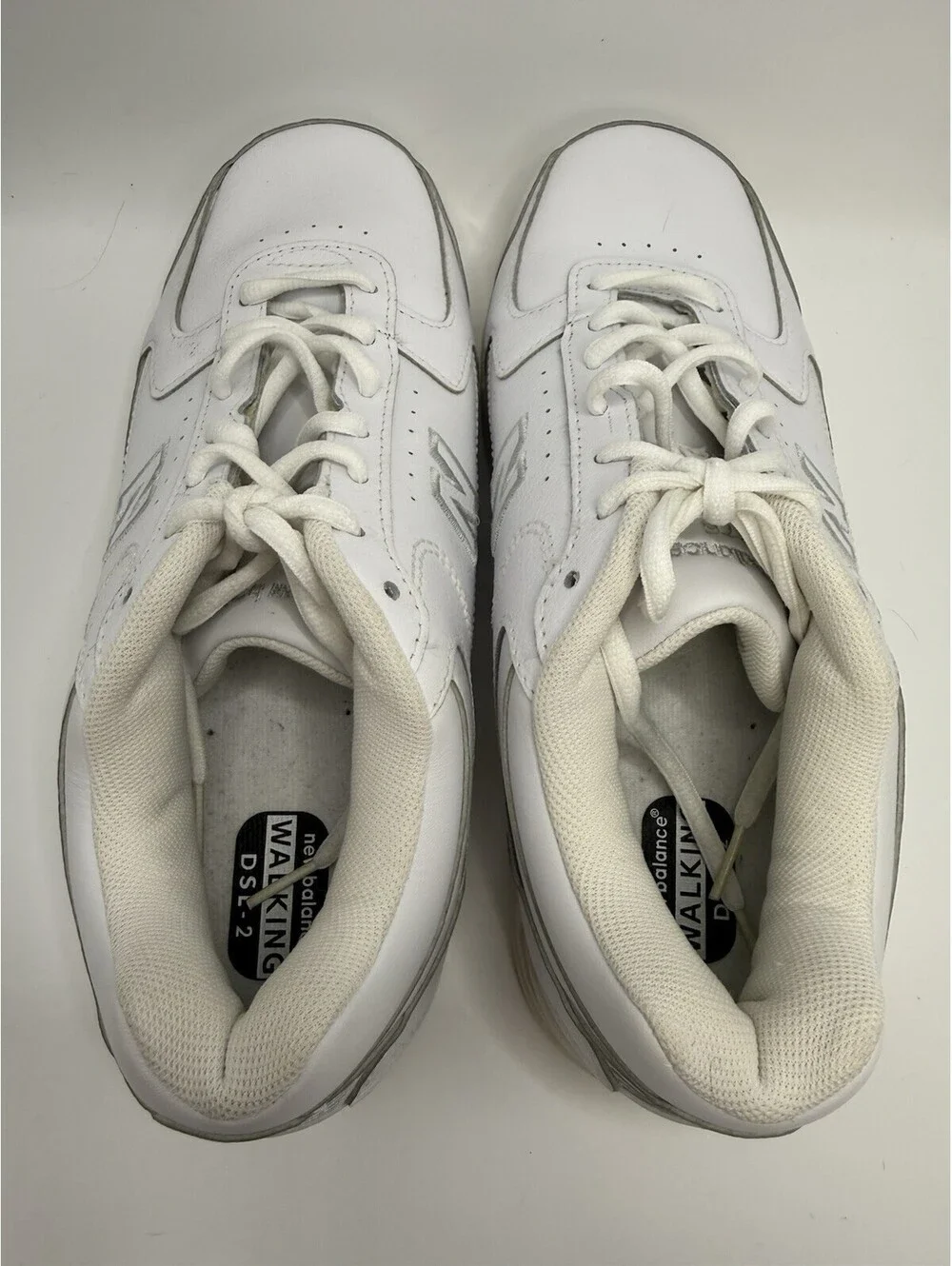 New Balance 576 Men’s Size 9 4E Athletic Shoes Sneakers White